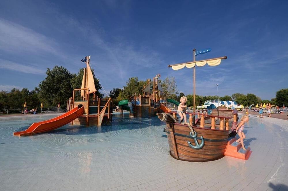 Estivo Premium Plus Mobile Homes On Camping Pra Delle Torri Каорле Экстерьер фото
