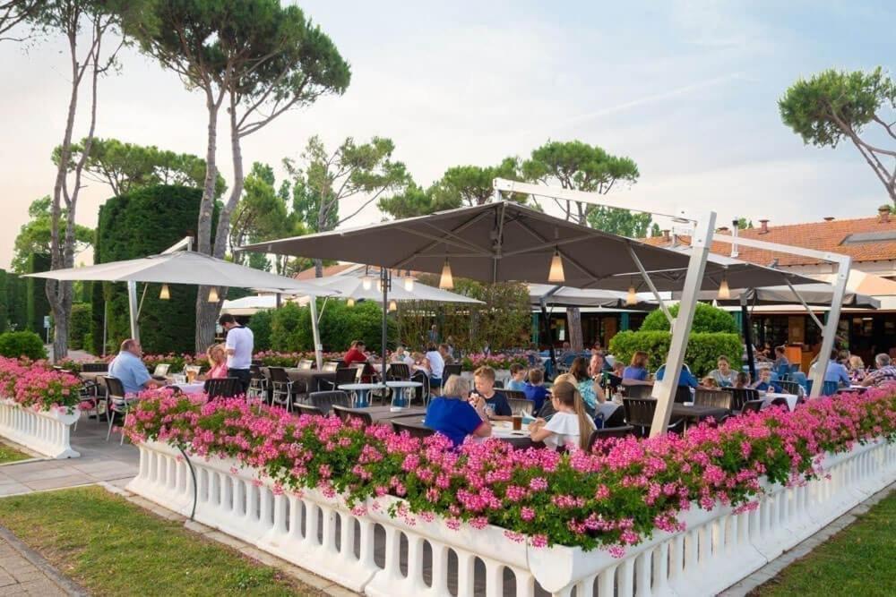 Estivo Premium Plus Mobile Homes On Camping Pra Delle Torri Каорле Экстерьер фото